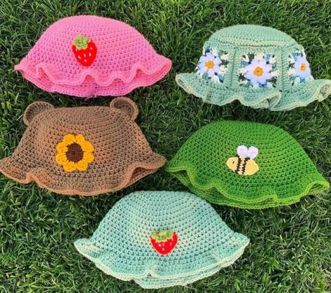 Cat Ear Hat Crochet Pattern, Crocheted Bucket Hat, Barefoot Sandals Crochet Pattern, Hat Flower, Crochet Fairy, Crochet Keychain Pattern, Crochet Shop, Crochet Business, Lace Knitting Patterns