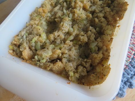 Mom's Bread & Potato Stuffing Potato Stuffing Recipes, Southern Sides, Homemade Stuffing Recipes, Potato Stuffing, Breaded Mushrooms, Sausage And Mash, Bread Dressing, Summer Savory, Homemade Stuffing