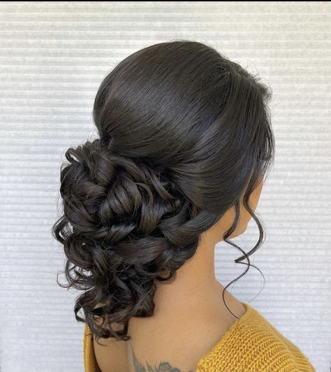 Pageant Hair, Wedding Hair Up, Hair Inspiration Long, Mother Of The Bride Hair, Bridal Hair Buns, Quinceanera Hairstyles, Bridal Hair Updo, Quince Hairstyles, Mom Hairstyles