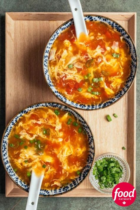 Chinese tomato egg drop soup in two blue bowls Tomato Egg Drop Soup, Egg Drop Soup Recipe, Egg Soup, Tomato Egg, Egg Drop Soup, Food Network Canada, Egg Drop, Easy Chinese, Chinese Soup