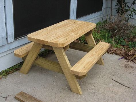 Kids Picnic Table Diy, Kid Picnic Table, Diy Kids Picnic Table, Kids Picnic Table Plans, Kids Tables, Ag Education, Diy Picnic Table, Picnic Table Plans, Craft Table Diy