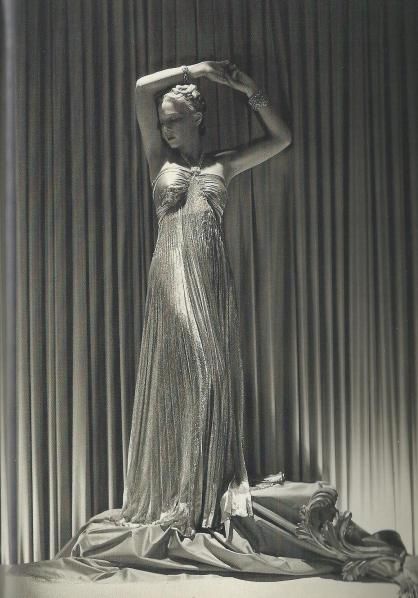 Madeleine Vionnet – Emma Lou Marandola Vintage Fashion 1930s, Madeleine Vionnet, Postal Vintage, Jeanne Lanvin, Evolution Of Fashion, Classic Actresses, French Fashion Designers, Glamour Photography, 1930s Fashion