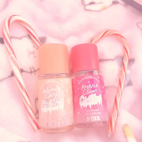 2014 Christmas Aesthetic, 2015 Tumblr Aesthetic Pink, Mcbling Christmas, Pink Christmas 2014, Coquette Core Aesthetic, Tumblr Christmas, Gabi Demartino Christmas Aesthetic, Vs Pink Christmas, Pink Ballet Christmas Aesthetic