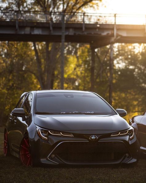 How’s it looking? Toyota Vios Modified Wallpaper, Toyota Vios Modified, Inside Car Ideas, Toyota Corolla Sport, Gr Corolla, Corolla Sport, Sports Look, Toyota Corolla Hatchback, Car Aesthetics