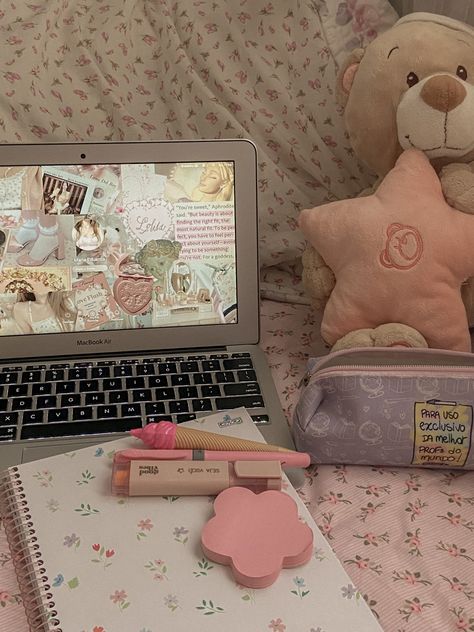 Pink Academia Aesthetic, Pastel Academia, Pink Academia, Academic Motivation, Study Motivation Inspiration, Pink Girly Things, Studying Inspo, School Motivation, Pink Princess