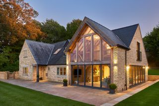 Gable End Extension, Phil And Claire, 1960s Bungalow, House Extension Ideas, Bungalow Interior Design, Oak Framed Extensions, Bungalow Extensions, Bungalow Interior, Oak Frame House