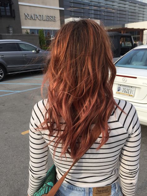 Lindo Red Balayage Hair, Gold Hair Colors, Hair Color Rose Gold, Ombre Highlights, Long Red Hair, Rose Gold Hair, Ombre Hair Color, Auburn Hair, Red Hair Color