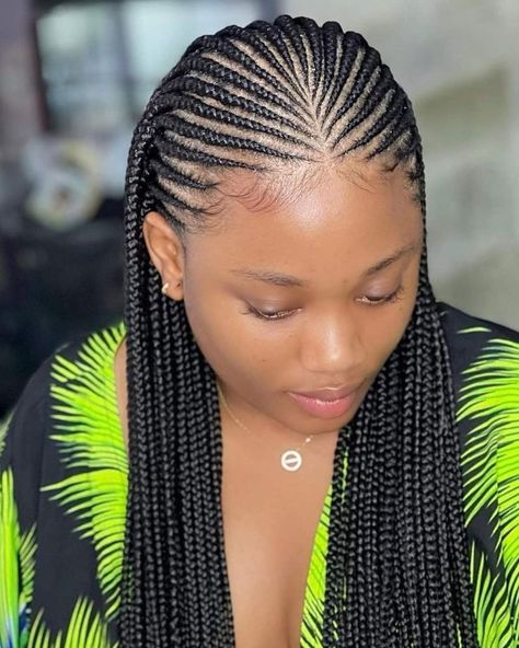 Small Fulani Braids Hairstyles, Simple Fulani Braids Hairstyles Designs, Corn Rows And Box Braids Hairstyles, Simple Fulani Braids With Design, Fulani Braids Hairstyles Designs Short, Braided Cornrow Hairstyles 2023, Simple Fulani Braids Hairstyles, Cornrows Braids For Black Women Protective Styles, Medium Cornrows Braids