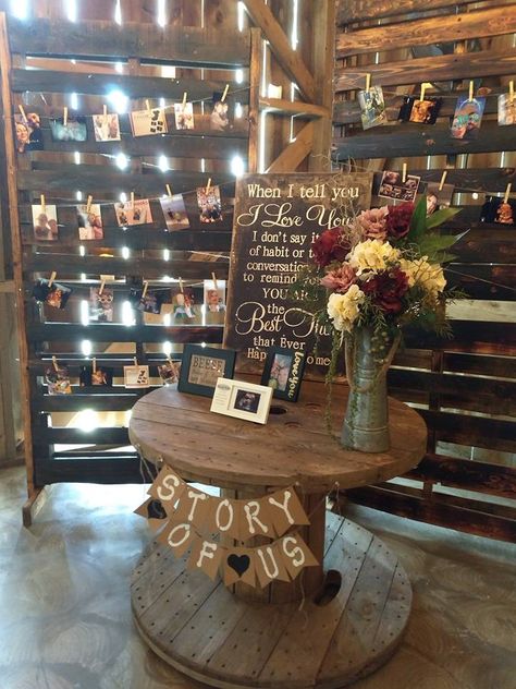 Western Wedding Sign In Table, Country Ceremony Decor, Country Vowel Renewal Ideas, Simple Country Wedding Decorations, Country Banquet Decorations, Wedding Reception Entry Way Decor, Cowgirl Wedding Decorations, Wooden Spool Wedding Ideas, Head Table Rustic Wedding