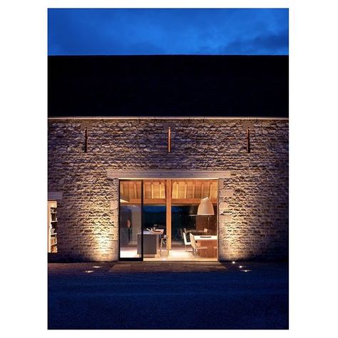 Cotswolds Style, Cotswold Extension, Mclean Quinlan, Barn Conversion Exterior, Cotswolds Cottage, Barn Conversions, Contemporary Barn, Cottage Inspiration, Stone Barns