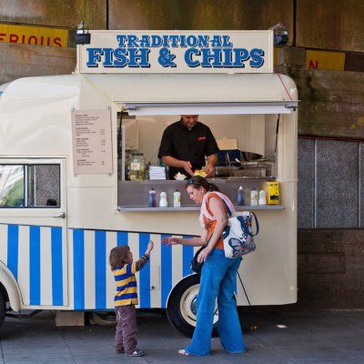 Hire Fish and Chip Van Traditional Fish And Chips, Seaside Cafe, Cornish Wedding, Best Fish And Chips, Kids Castle, Tub Design, Fish And Chip Shop, Food Van, Fish N Chips