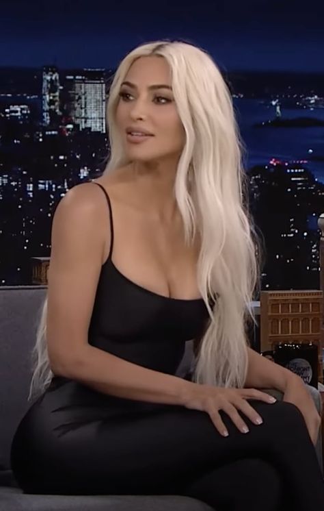 Kim Kardashian Jimmy Fallon, Kim Kardashian Blonde Hair, Kim Kardashian Interview, Jimmy Fallon Interview, Kim K Blonde, Kim Kardashian Son, Kim Kardashian Blonde, Kim Kardashian Makeup, Kim K Style