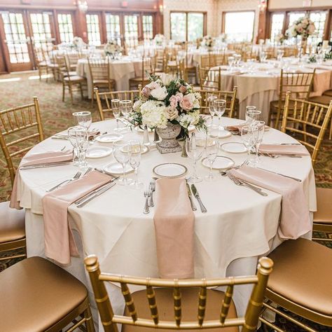 SAINT CLEMENTS CASTLE & MARINA on Instagram: "Spacious, Bright and Airy😍 #waterfordballroom #saintclementscastle #stclementscastleweddings #stclementscastlewedding #stclementscastle #ctbridetobe #bridetobe #engaged #ctweddings #weddingvenue #nycwedding #bostonwedding #connecticutweddings #mayweddings #springweddings" Wedding Table Setups, Saint Clements Castle Wedding, Wedding Table Circle, Wedding Circle Table Decorations, Wedding Table Settings Pink, Wedding Circle Table Decor, Circle Wedding Table Decor, Circle Wedding Table, Pink Wedding Reception Decor