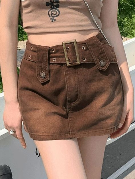 69d658d0b2859e32cd4dc3b970c8496cdesc52509303ri Micro Skirts, Y2k Inspired Outfit, Cargo Mini Skirt, Street Y2k, Micro Skirt, Ootd Outfits, Denim Cargo, Brown Skirts, Vintage Punk