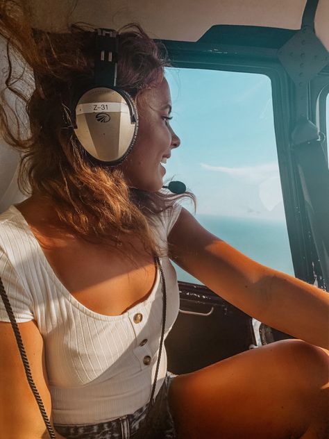 helicopter ride summer myrtle beach picture ideas photoshoot aesthetic summer outfit style fashion Helicopter Pictures Ideas, Helicopter Poses, Helicopter Ride Outfit, Helicopter Aesthetic, Aesthetic Picture Ideas, Helicopter Ride, Aesthetic Picture, Summer Adventures, Monte Carlo