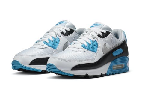 Blue Air Max, Air Max 90 Women, Nike Max, Baskets Nike, Air Max Women, University Blue, Triple Black, Man Running, Nike Air Max 90