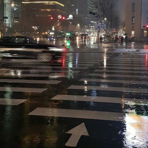 Wallpaper City Aesthetic, 10000 Hours, Wallpaper City, Kpop Anime, Korea Wallpaper, City Wallpaper, City Aesthetic, The Rain, Cars