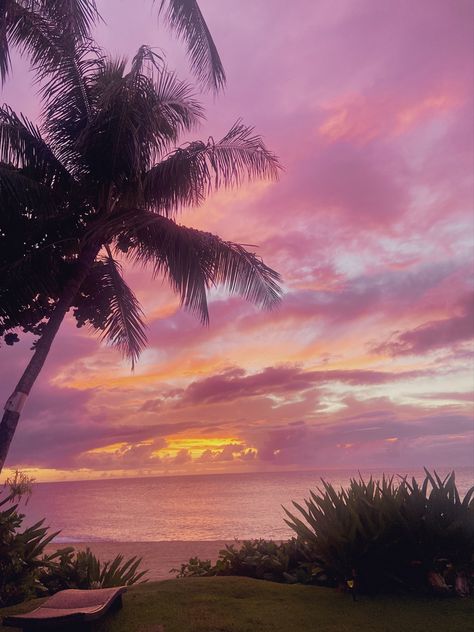 Summer Scenery, Grecia Santorini, Pretty Scenery, Pretty Views, Beach At Sunset, Tropical Sunset, Pretty Landscapes, Aesthetic Tumblr, Tropical Summer