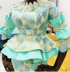 Brocade Skirt And Blouse Styles, Brocade Skirt And Blouse, Classy Skirt And Blouse, Ankara Blouse Styles, Ankara Blouse, Stylish Naija, African Blouses, Brocade Skirt, African Fabric Dress