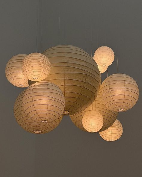 Brittany Bathgate on Instagram: “Golden delight” Paper Lantern Bedroom, Paper Lantern Lighting, Brittany Bathgate, Bali Furniture, Lantern Lighting, Paper Lantern Decor, Paper Lantern Lights, Lighting Installation, Paper Lantern