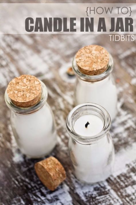 Cheap Crafts To Make and Sell - Jar Candles - Inexpensive Ideas for DIY Craft Projects You Can Make and Sell On Etsy, at Craft Fairs,… Diy Projects To Sell, Wood Projects That Sell, Cheap Crafts, Sell Diy, Crafts To Make And Sell, Belem, Mason Jar Crafts, Tutorial Diy, Jar Crafts