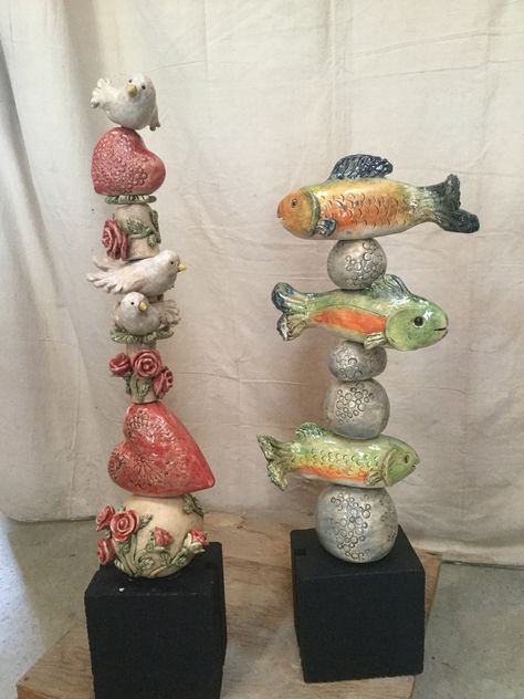 Totem Pole Ceramic, Ceramic Totem Poles, Garden Stacks, Pottery Totems, Clay Totem, Totem Ideas, Ceramic Totems, Totem Pole Art, Garden Totem