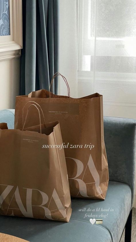 Caption For Bags Post, Shopping Aesthetic Instagram Story, Shopping Ig Story, Shopping Instagram Story, Story Clothes, Daily Aesthetic, Betrayal Quotes, Inspiring Photos, Instagram Feed Inspiration