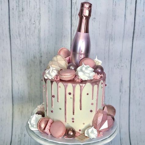 40th Birthday Macarons, Rose Gold Birthday Cake Simple, Rose Gold Drip Cake, Wine Theme Cakes, 26 Birthday Cake, Birthday Drip Cake, Pink Rose Cake, Liquor Cake, Pink Champagne Cake