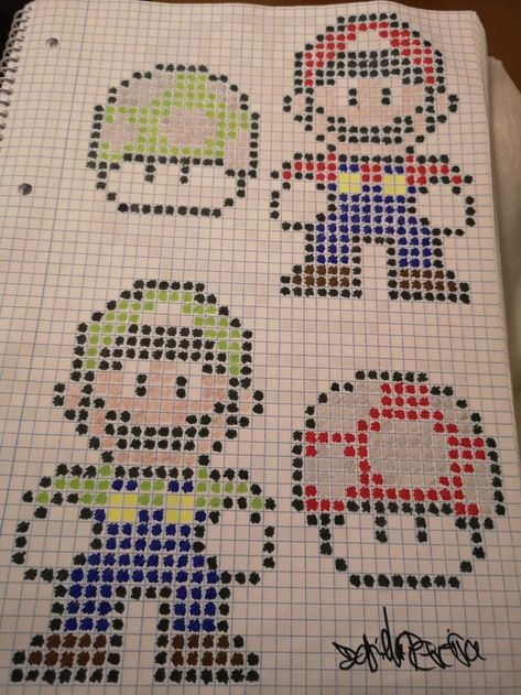 Graph Design Ideas, Grid Paper Drawings, Grid Drawing Ideas, Grid Paper Art, Kitty Y Spiderman, Pixel Art Stitch, Spiderman Pixel Art, Square Drawing, Spiderman Drawing