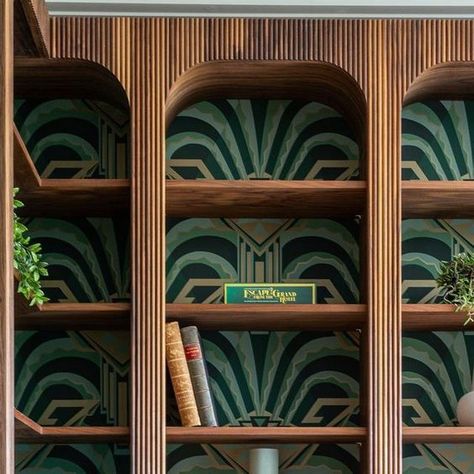 Art Deco Organic Modern, Subtle Art Deco Interior, Traditional Art Deco Interior, Curved Bookshelf Wall, Avant Garde Decor Interior Design, Art Deco Inspired Furniture, Art Deco Book Shelf, Modern Art Deco Decor, Art Deco Bookshelves