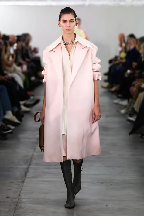 Jill Sander, Jil Sanders, High Fashion Outfits, Capsule Outfits, Red Carpet Dresses, Spring 2024, Mode Inspiration, Jil Sander, Colorful Fashion