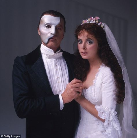 Batman Comic Wallpaper, Terry O Neill, Michael Crawford, Opera Ghost, Sarah Brightman, Christine Daae, Music Of The Night, The Phantom Of The Opera, Phantom 3