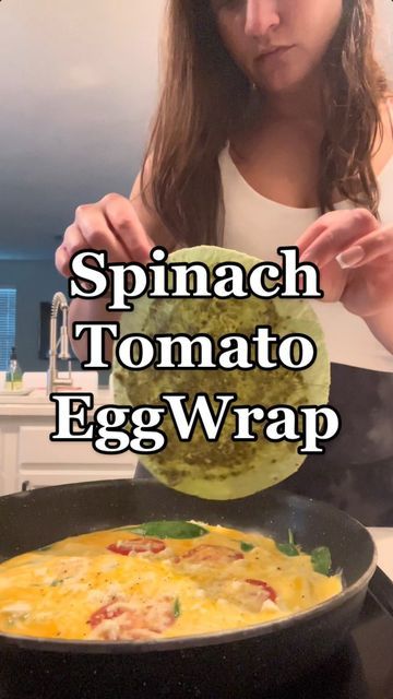 Spinach Egg Quesadilla, Spinach Egg Tortilla Recipe, Spinach Egg Breakfast Sandwich, Breakfast Spinach Wrap, Pesto Egg Wrap, Tomato Wrap Recipes, Egg Tomato Spinach Breakfast, Spinach Eggs Recipe, Breakfast Egg Wrap Ideas