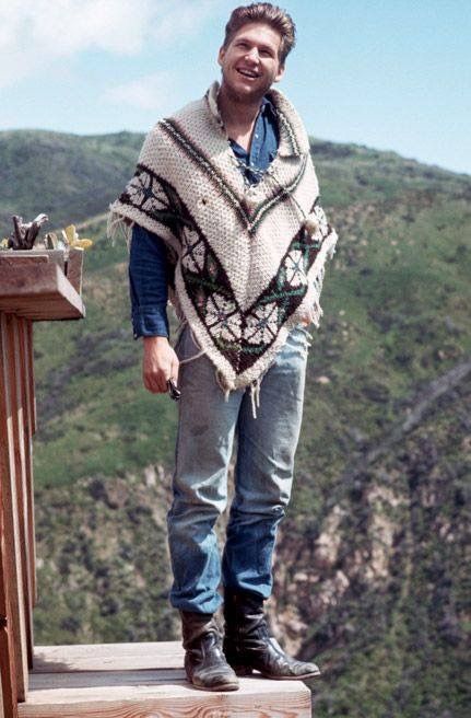 Henry Diltz, Lloyd Bridges, Chill Fashion, Mens Poncho, Poncho Outfit, Jeff Bridges, Dapper Dudes, People Person, Blanket Coat