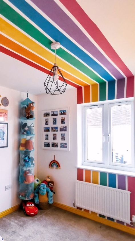 awholenewbuild on Instagram: How I turned my son's room from rubbish to rainbow for under £500. 🌈 We first painted all the walls white 🌈 Using decorators tape and… Bedroom Rainbow, Rainbow Mural, Rainbow Bedroom, Colorful Kids Room, Rainbow Room, Painted Ceiling, Rainbow Kids, Kids Room Design, The Ceiling