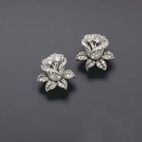 Diamond Flower, Gems Jewelry, Jewelry Cleaner, Ear Jewelry, Silver Diamonds, 925 Sterling Silver Jewelry, Modern Jewelry, Flower Earrings, Ring Verlobung