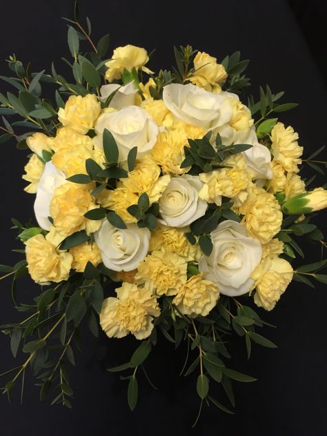 Wedding bouquet, carnations with white "akito" roses.  #weddingbouquet #weddingflowers #blomsterstudionsthlm Yellow Carnation Bouquet, Bouquet With Carnations, Yellow Roses Bouquet, Carnations Bouquet, White Carnations, Hoco Inspo, Yellow Carnations, Carnation Bouquet, White Mums