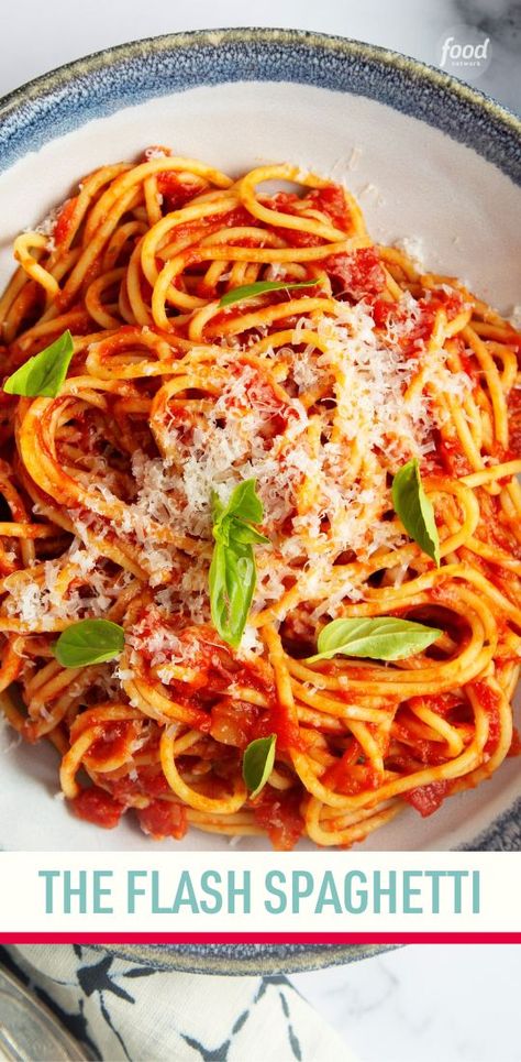 Recipe of the Day: The Flash Spaghetti 🤩 Inspired by "The Flash" (in theaters now), this recipe calls for plenty of garlic, fresh basil, and—of course—two cans of the all-important organic crushed tomatoes that Barry's mom insisted on. A long simmer helps meld the flavors, resulting in a sauce that is perfect with both fresh or dried pasta. Movie Food, Dried Pasta, Main Course Dishes, In Theaters Now, Parmesan Pasta, Dinner This Week, Drying Pasta, Spaghetti Pasta, Spaghetti Recipes