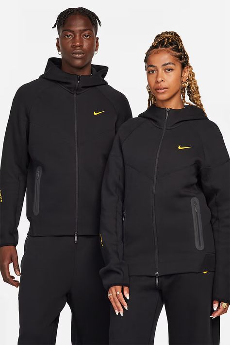 Nocta Tech Fleece, Nike Tech Black, Nike Tech Fleece Outfit Men, Outfit Homme, France Fashion, Fleece Outfit, Tech Girl, Tech Fleece Hoodie, Cute Nike Outfits