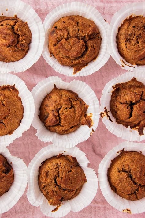 Fall is right around the corner and what better way to celebrate than with a batch of the tastiest vegan pumpkin muffins ever! These Healthy Pumpkin Muffins made with chocolate chips are vegan, refined sugar-free and oil-free. This recipe is fall-inspired and tastes absolutely delicious. These muffins are moist and fluffy, giving off cozy fall vibes. What more could you ask for? #healthy #pumpkin #muffins #vegan #easy via @aboutannella Pumpkin Muffins Vegan, Healthy Pumpkin Muffins, Vegan Pumpkin Muffins, Muffins Vegan, Cozy Fall Vibes, Healthy Baking Recipes, Oil Free Vegan, Healthy Pumpkin, Vegan Pumpkin