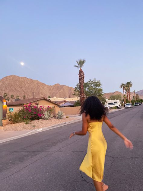 Palm Springs Pictures, Black Clean Girl Aesthetic Summer, Summer Black Girls Trip Aesthetic, Palm Springs Trip, Palm Springs Vibes, Black Beach Girl Aesthetic, Palm Springs Outfit, Palm Springs Aesthetic, Palm Springs Vacation