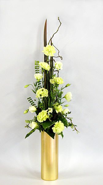 Our Club has started a Novice Class and the emphasis is to teach them the basic concepts of simple designs. We have a separate schedule for ... Vertical Floral Arrangements, Vertical Flower Arrangement, Carnation Arrangements, Geometry Project, Arreglos Ikebana, Contemporary Flower Arrangements, Modern Floral Arrangements, Corporate Flowers, Ikebana Flower Arrangement