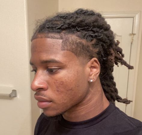 Dread Fade Haircut, Taper Locs Men, Taper Fade With Locs, Low Taper Fade Dreads, Front Taper Dreads, Mid Taper Dreads, Temp Fade With Dreads, Dreads With Taper, Low Taper Locs