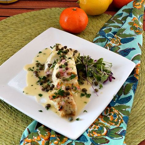 Grilled Halibut with a Buerre Blanc Citrus & Caper Sauce Buerre Blanc, Grilled Grouper, Foodie Couple, Grilled Halibut, Caper Sauce, Halibut Recipes, Yummy Seafood, Dinner Entrees, Seafood Dinner