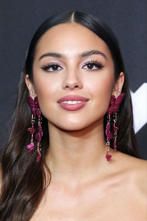 Oliva Rodrigo Makeup, Olivia Rodrigo Makeup Looks, Olivia Rodrigo Face, Olivia Rodrigo Makeup, Olivia Rodrigo Photos, Sour Album, Light Makeup Looks, Hair Icon, Fav Celebs