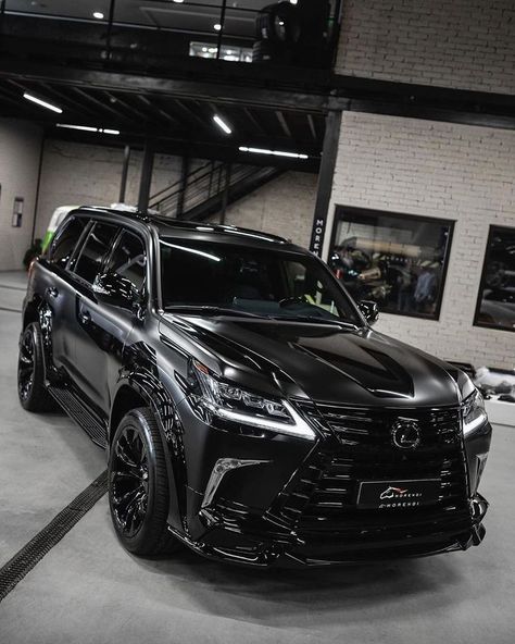 Lexus Lx570, Books Wattpad, Suv, Garage, Wattpad, Cars, Books, Black