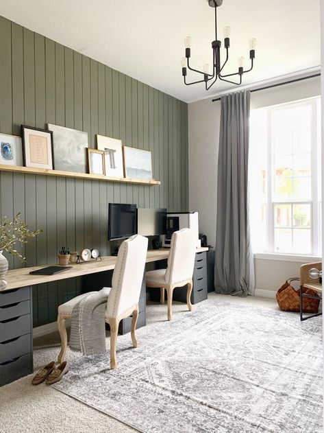 Office With Shiplap Wall, Shiplap Accent Wall Office, Office Back Wall Design Interiors, Basement Office Ideas No Windows, Bryan Baeumler, Bedroom Office Combo, Pretty Office, Basement Office, Office Built Ins