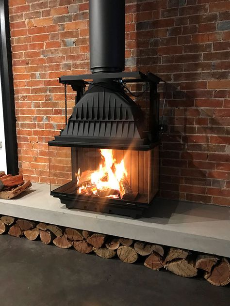 Cheminees Philippe Fireplace, Freestanding Fireplace Ideas, Wood Stove Design, Wood Burning Stove Ideas, Contemporary Wood Burning Stoves, Fireplace Wood Burning, Contemporary Fireplace Designs, Standing Fireplace, Stove Ideas