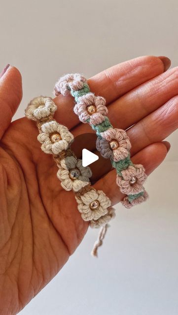 🌸Bochiknot on Instagram: "Just can’t get enough 🌼  Oh yes I’ve been obsessed with Daisy patterns lately 🤪  Our new Daisy Flower bracelet with beads tutorial is now live on YouTube!!  Materials: • 1.5mm 2ply string • 5mm beads" Seed Bead Flower Ring Tutorial, Flower Bracelet With Beads, Daisy Bracelet Tutorial, Bracelet With Beads Tutorial, Daisy Patterns, Daisy Flower Bracelet, Beads Tutorial, Bracelet With Beads, Wax Cord Bracelet