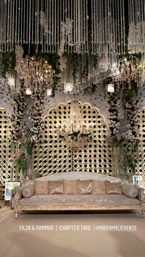 Pakistani Decor Wedding, Mughal Inspired Wedding Decor, Mughal Wedding Decor, Walima Decor, Muslim Wedding Decorations, Pakistani Wedding Stage, Pakistani Wedding Decor, Indian Wedding Decorations Receptions, Indian Wedding Theme